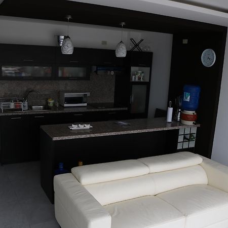 מלון גוויאקיל Residencia Bellavista מראה חיצוני תמונה